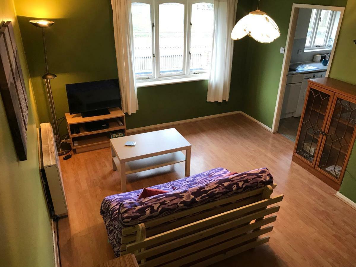 Flat 9A Badby Close Daire Manchester Dış mekan fotoğraf